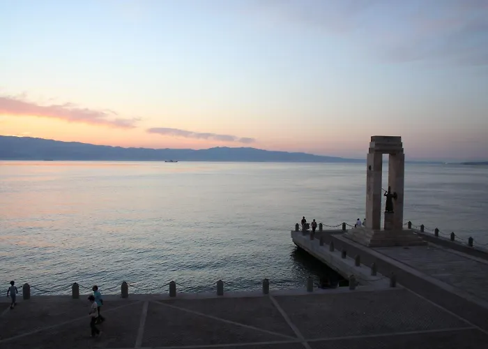 Deluxe Centrocitta Panzió Reggio di Calabria