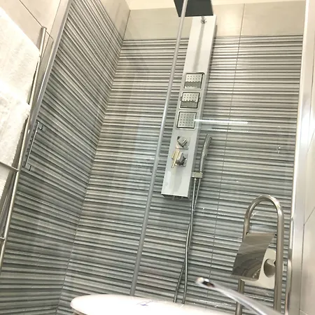Deluxe Centrocitta 4* Ρέτζιο ντι Καλάμπρια