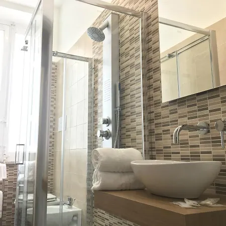 Deluxe Centrocitta Bed and Breakfast Ρέτζιο ντι Καλάμπρια