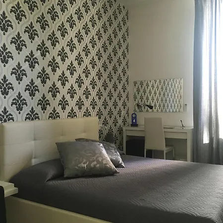 Bed and Breakfast Deluxe Centrocitta 4*