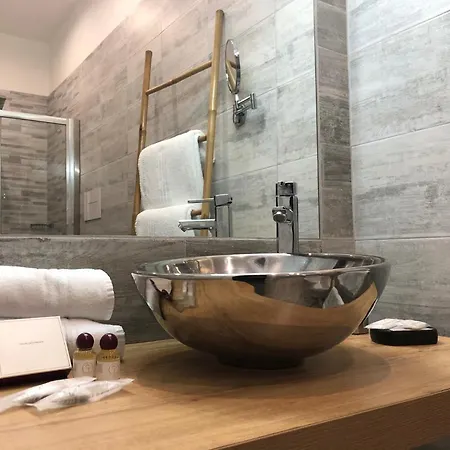 Deluxe Centrocitta Bed and Breakfast Ρέτζιο ντι Καλάμπρια